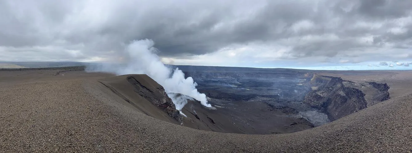火山口全景监测 - 无限臀山 地质科考团队